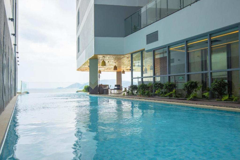 Luxury Seaview Panorama Nha Trang By Luna Esterno foto
