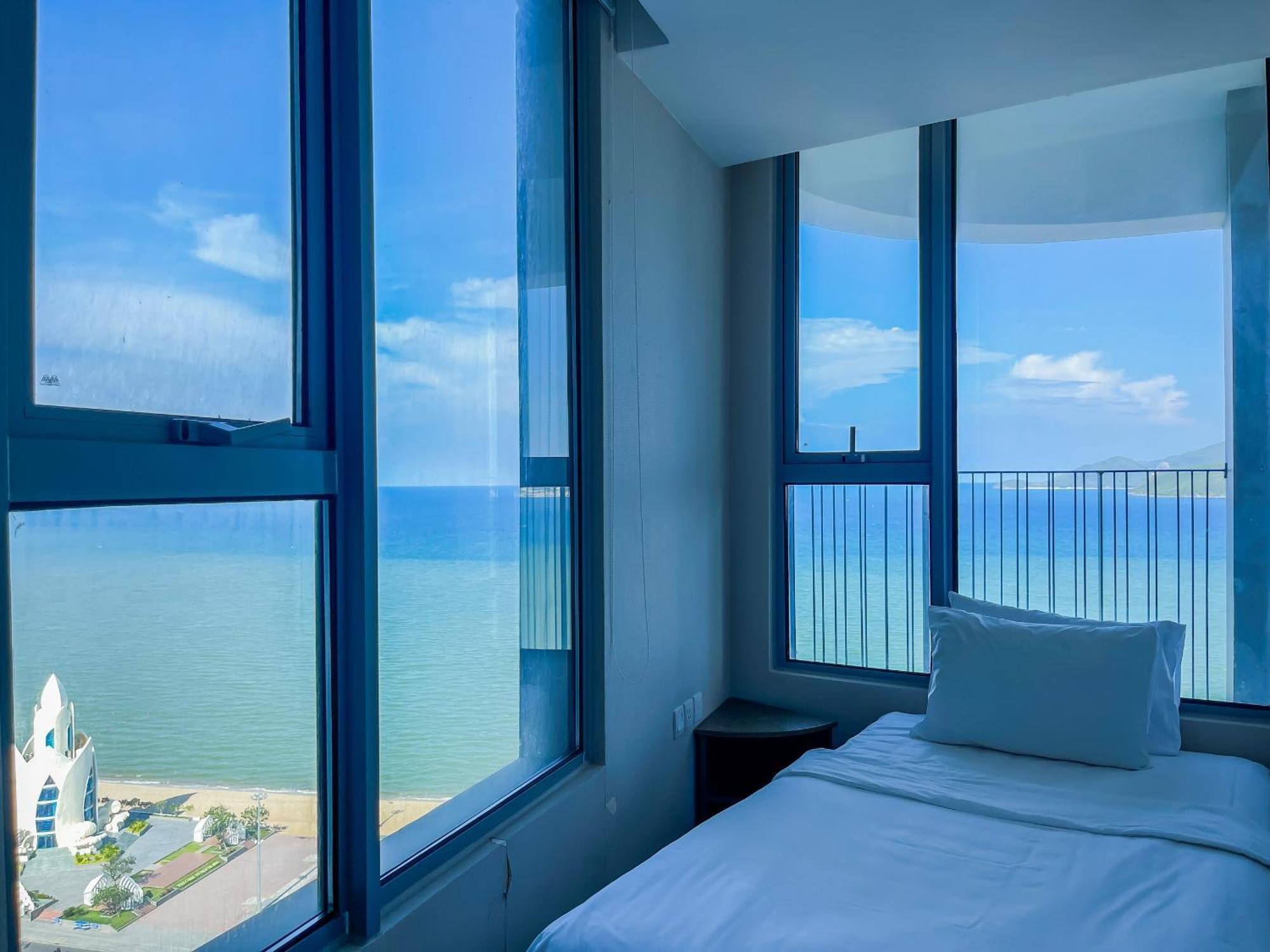 Luxury Seaview Panorama Nha Trang By Luna Esterno foto