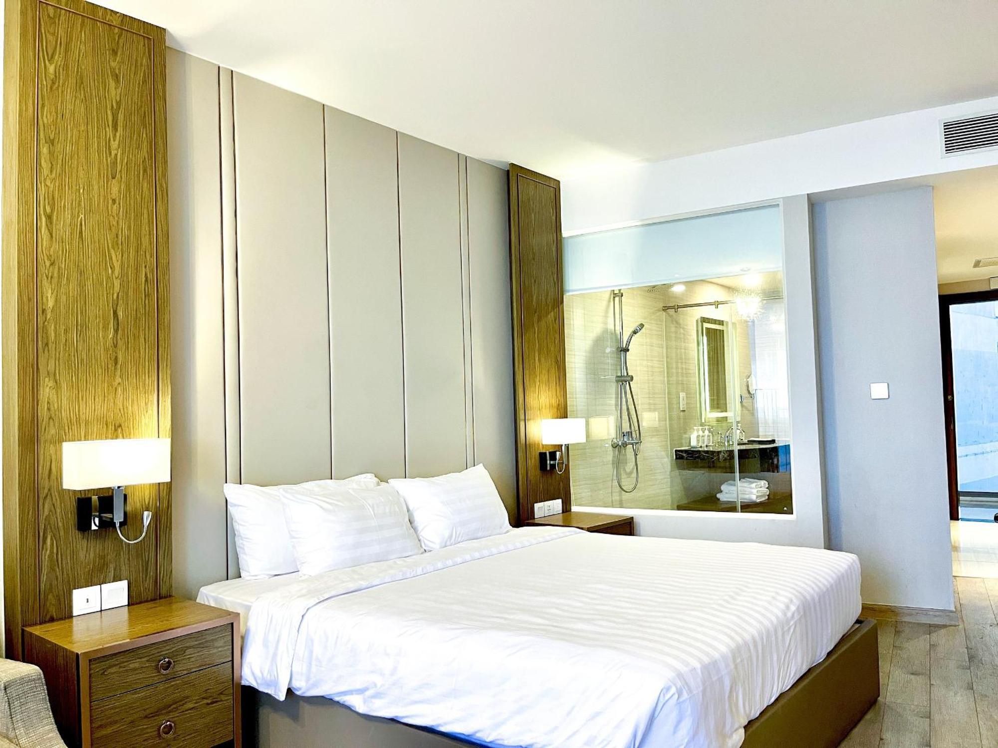 Luxury Seaview Panorama Nha Trang By Luna Esterno foto