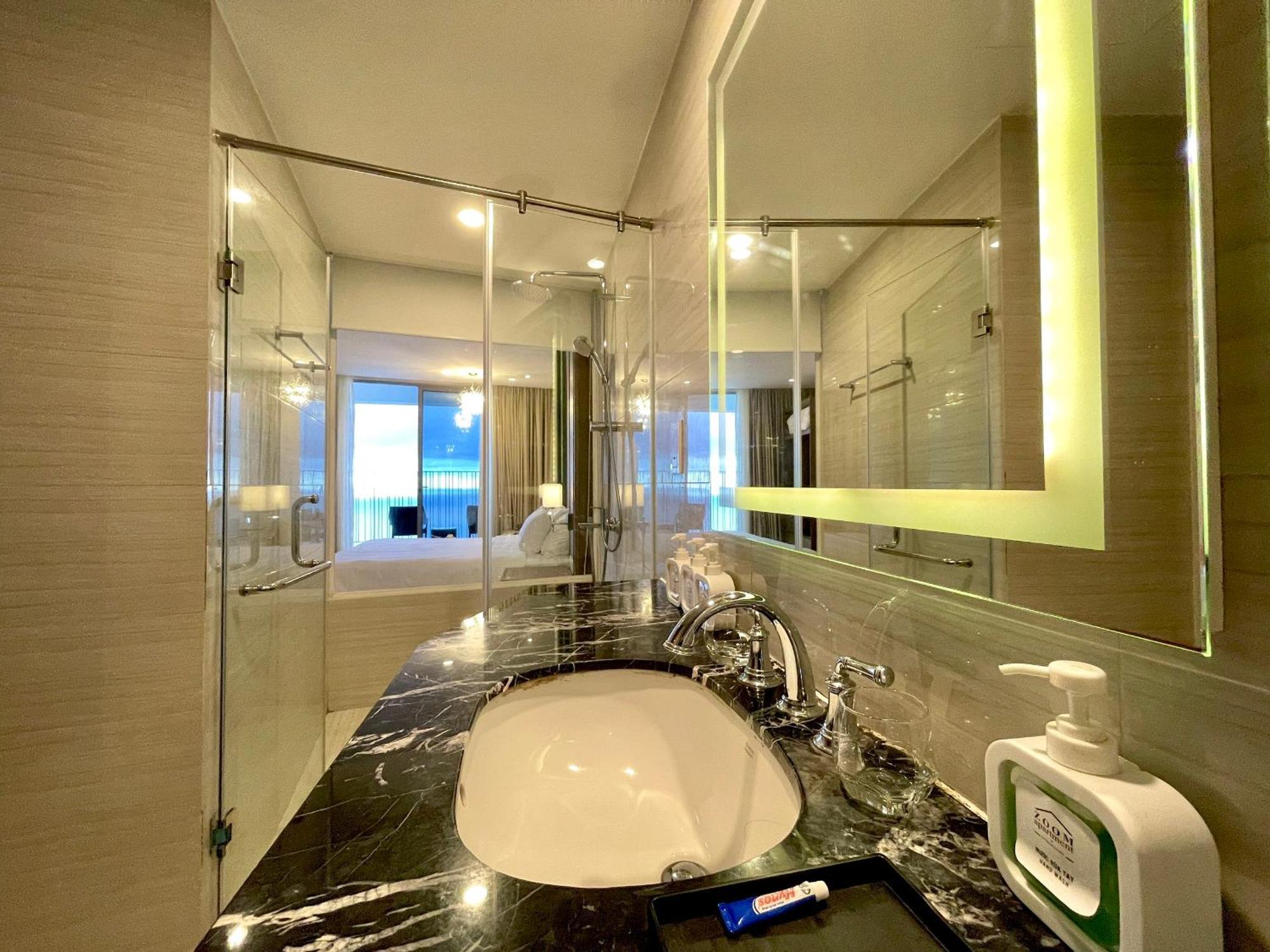 Luxury Seaview Panorama Nha Trang By Luna Esterno foto
