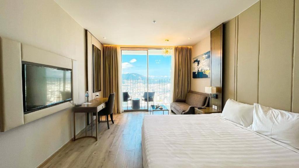 Luxury Seaview Panorama Nha Trang By Luna Esterno foto