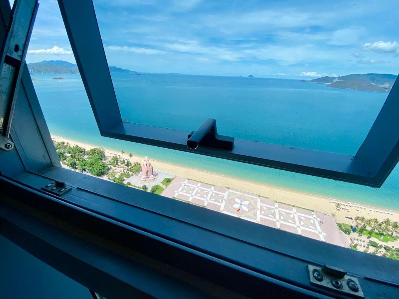 Luxury Seaview Panorama Nha Trang By Luna Esterno foto
